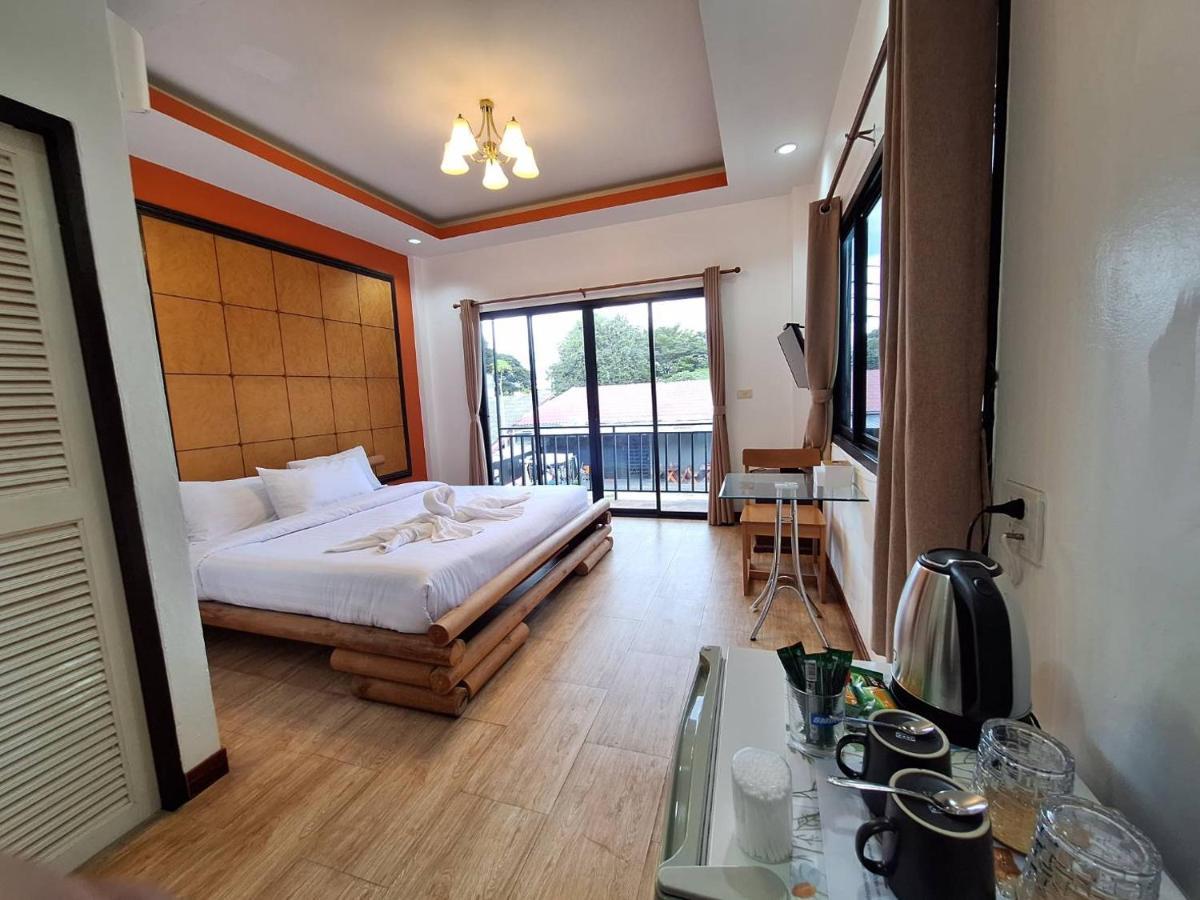 Kan Home Hotel Kanchanaburi Exterior photo