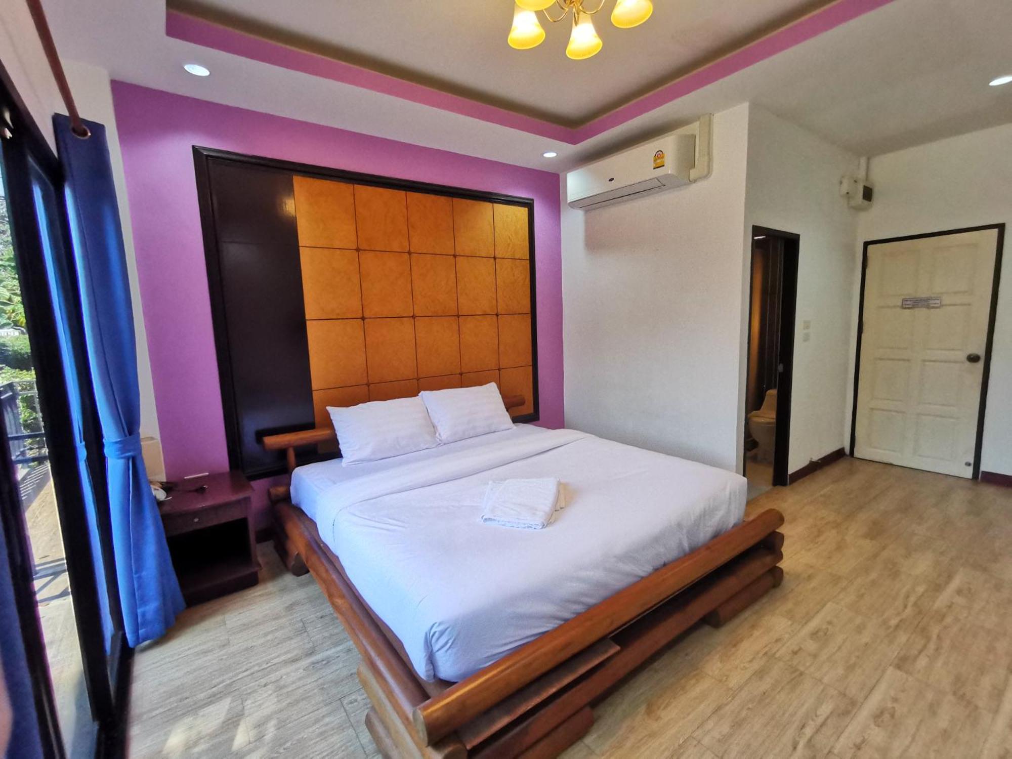 Kan Home Hotel Kanchanaburi Exterior photo