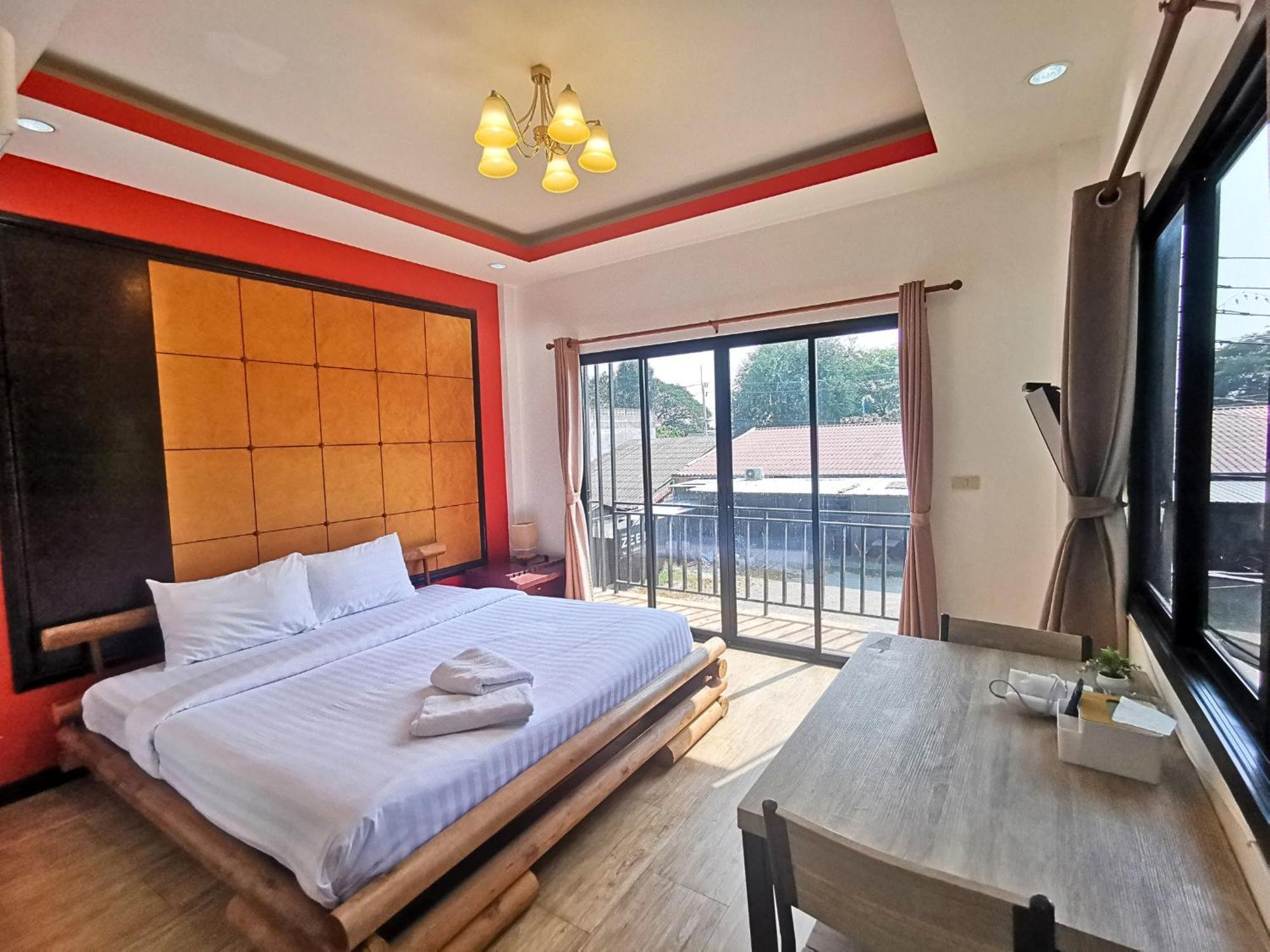 Kan Home Hotel Kanchanaburi Exterior photo