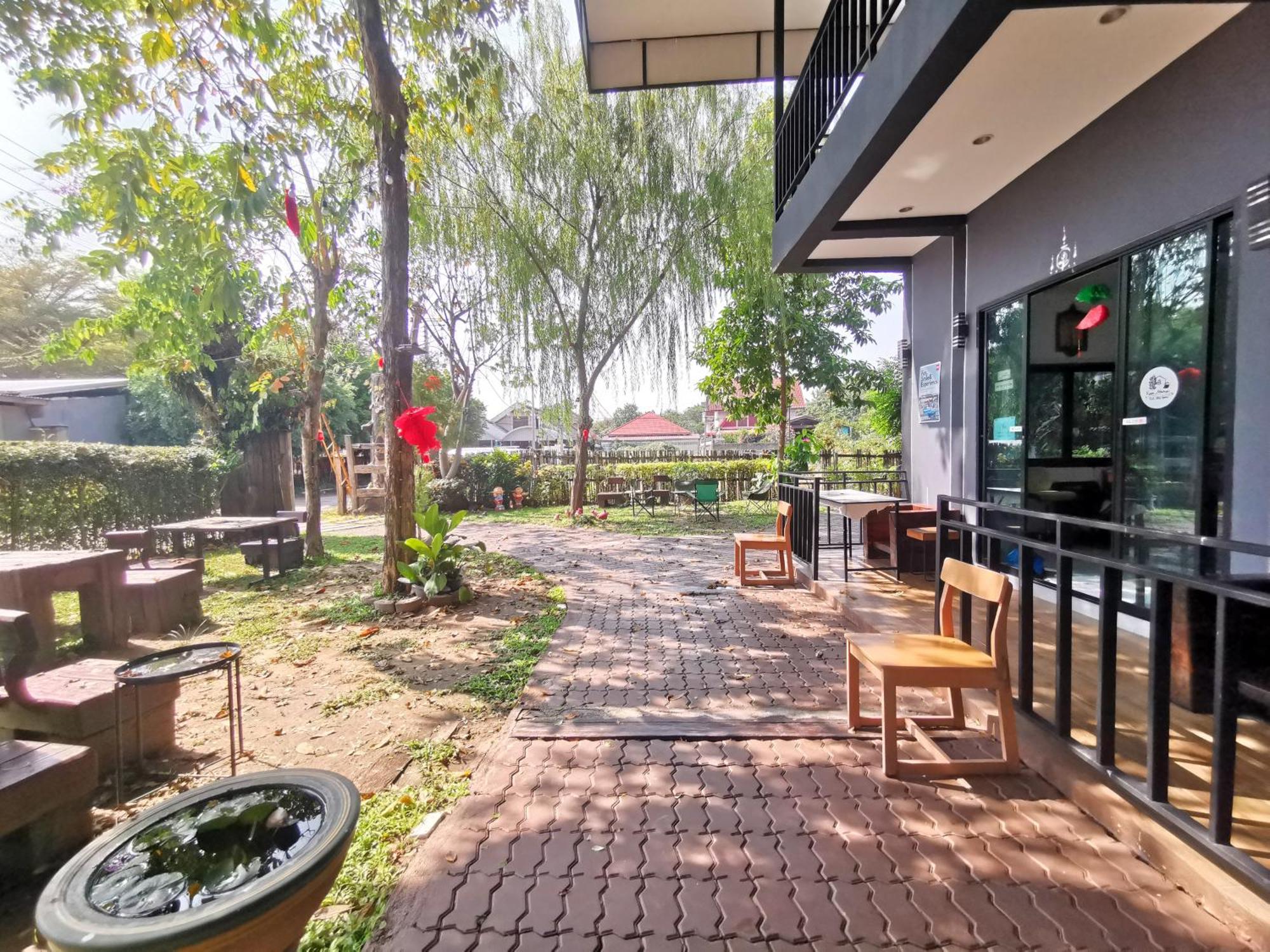 Kan Home Hotel Kanchanaburi Exterior photo